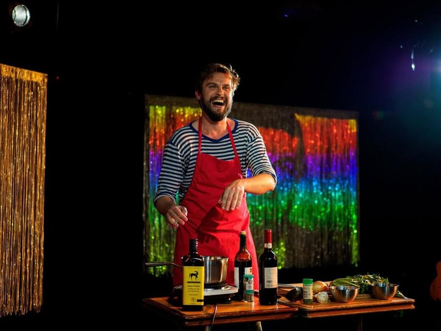 No photo description available.