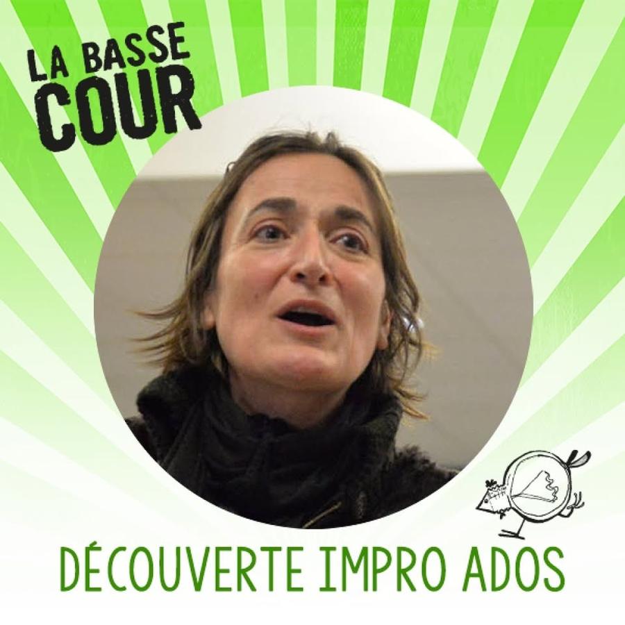 May be an image of text that says 'LA BASSE COUR ٣/ DÉCOUVERTE IMPRO ADOS'